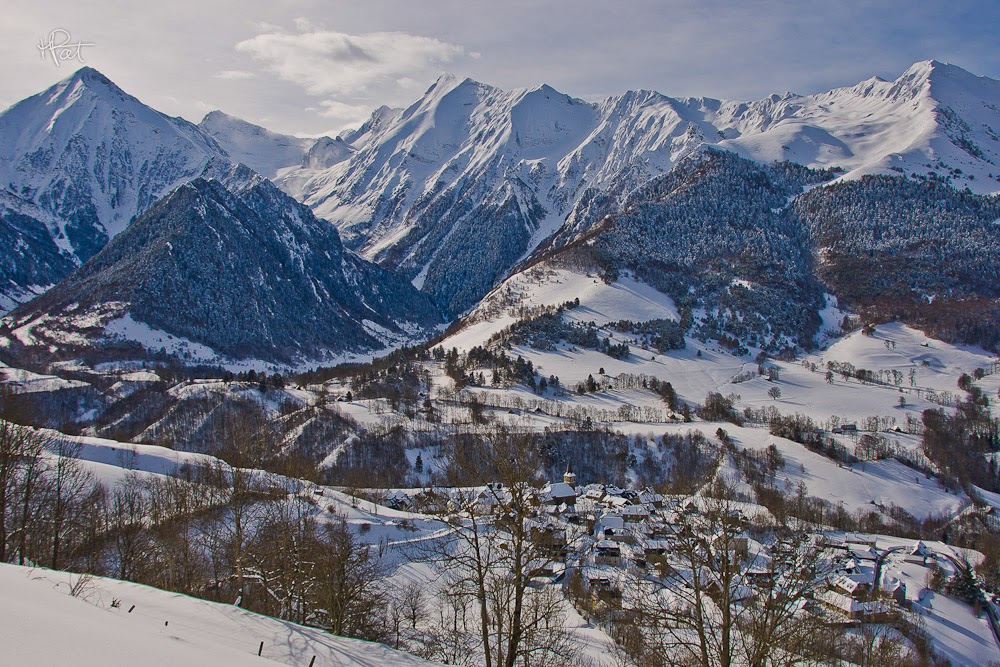 col d'Azet vallée aure louron saint lary grand site occitanie