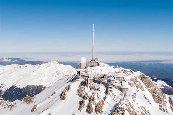 Vue du Pic du Midi en drone