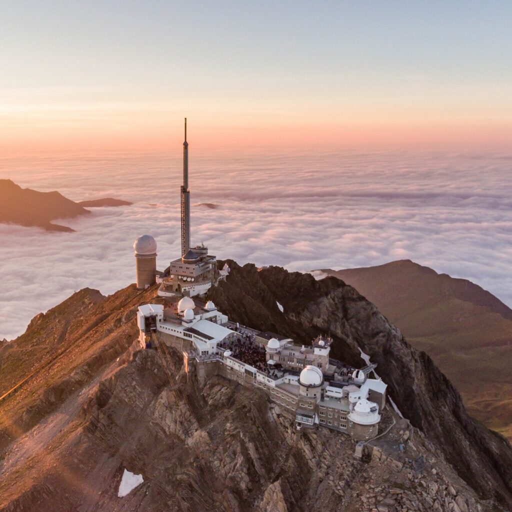 pic du midi vue du ciel